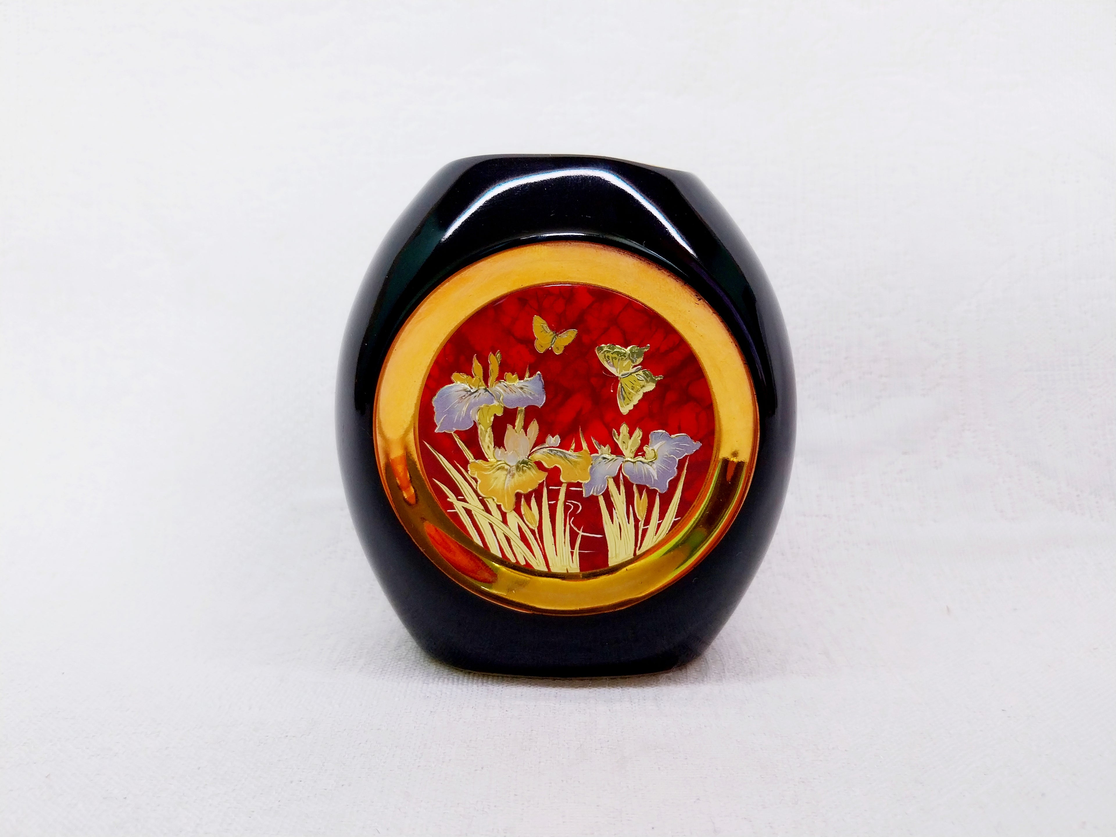 Japanese Chokin Porcelain Vase — 24K Gold Edged