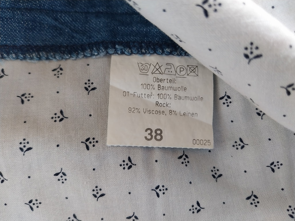 Vintage Austrian Dirndl Dress — Salzburger Trachtenecht