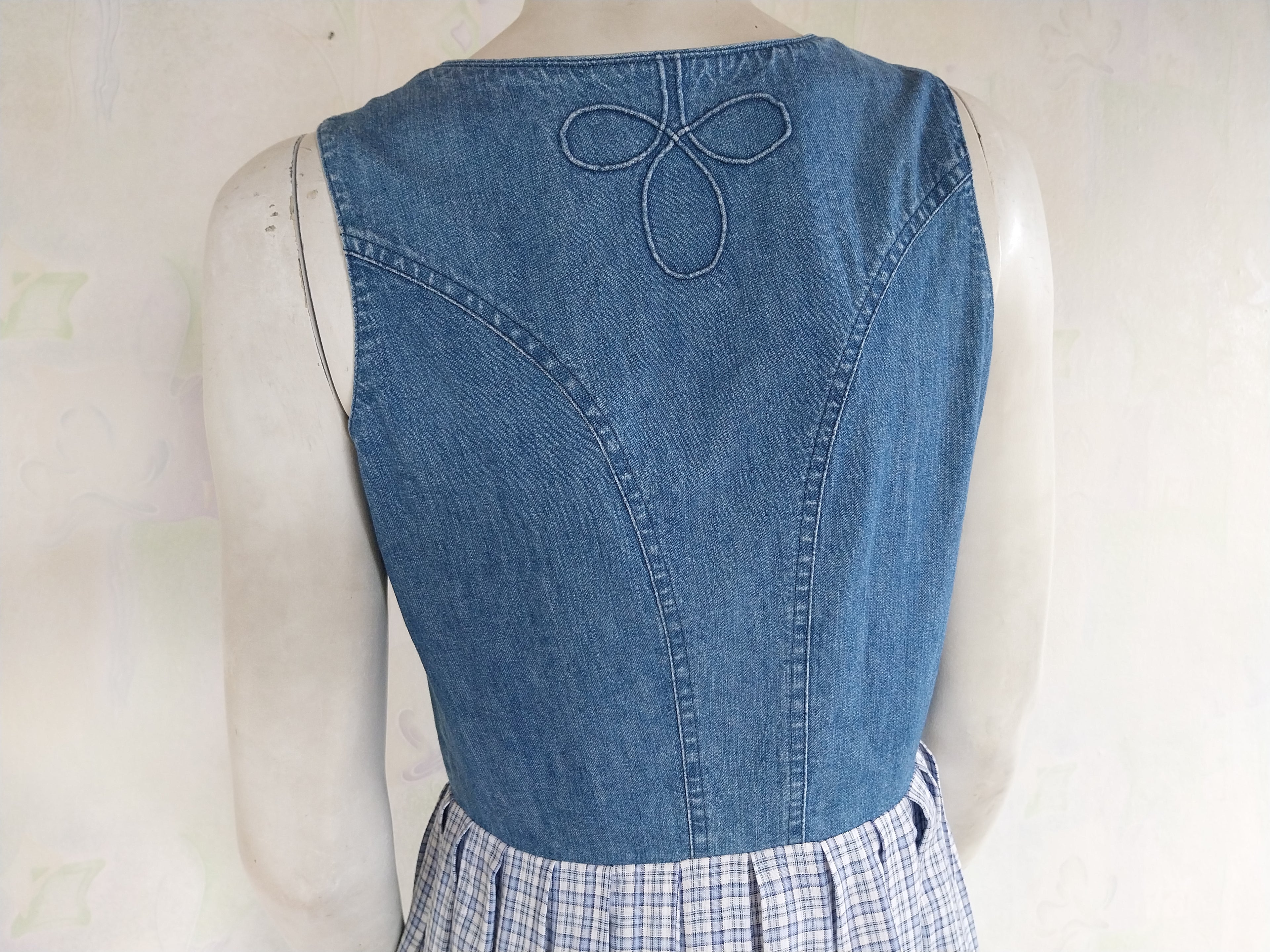 Vintage Austrian Dirndl Dress — Salzburger Trachtenecht