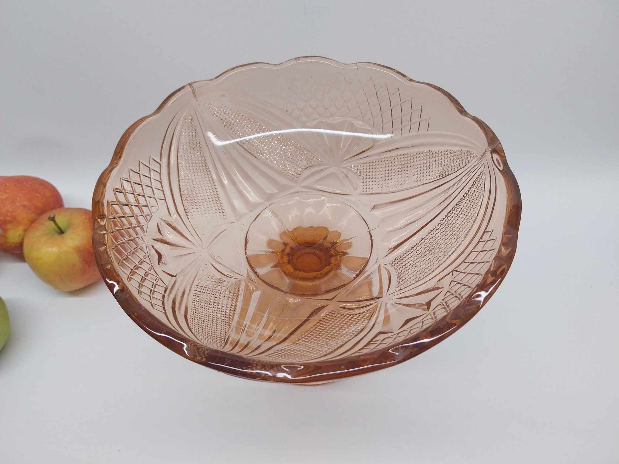 Vintage Pressed Glass Fruit Bowl — Peach Pink with Diamond Pattern