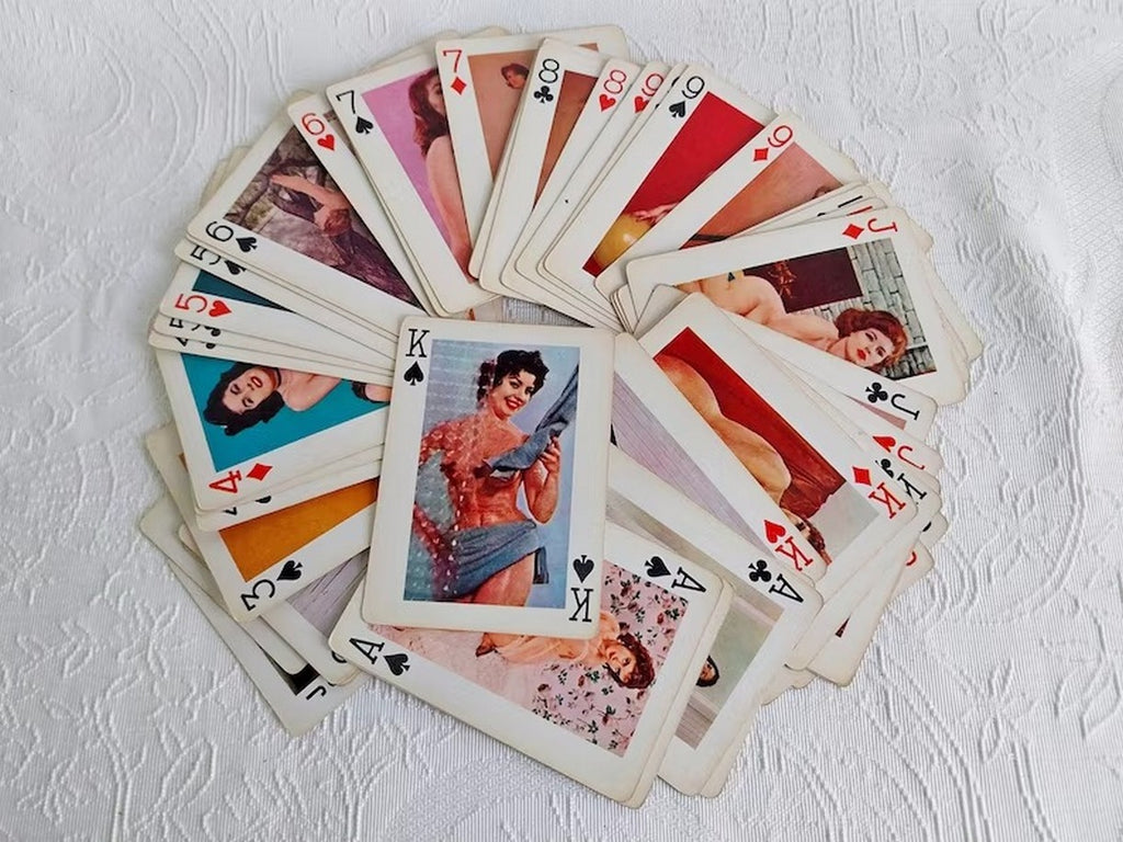 Retro playing cards with pin-up motifs, 70s, 54 cards