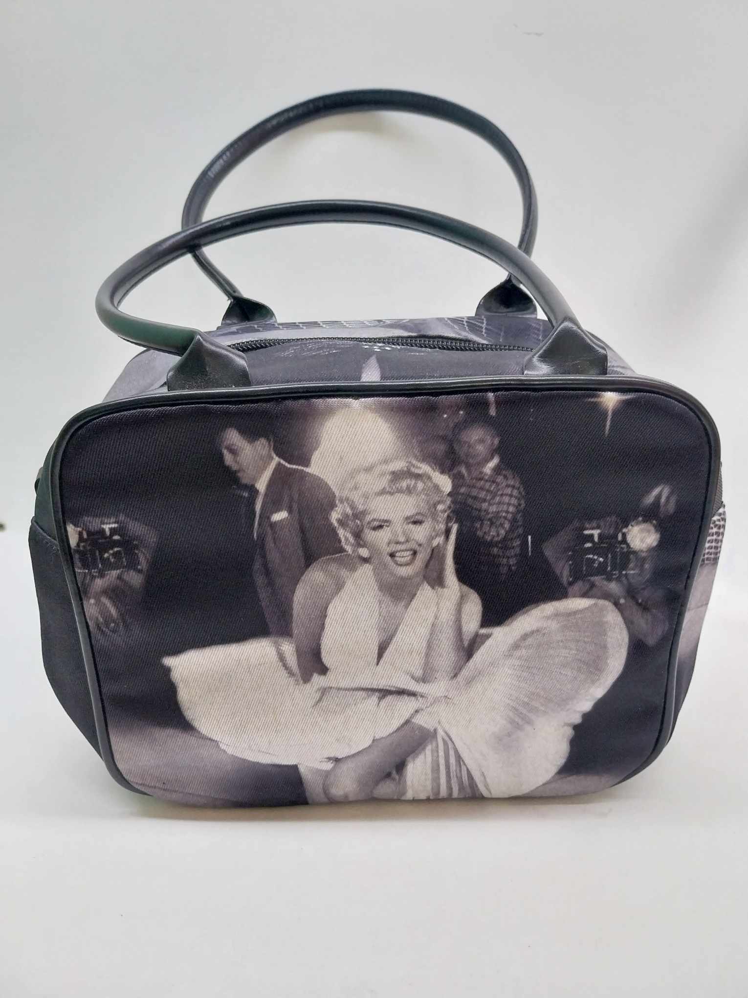 Marilyn Monroe Photo Print Handbag – Seven Year Itch Scene, Black & White