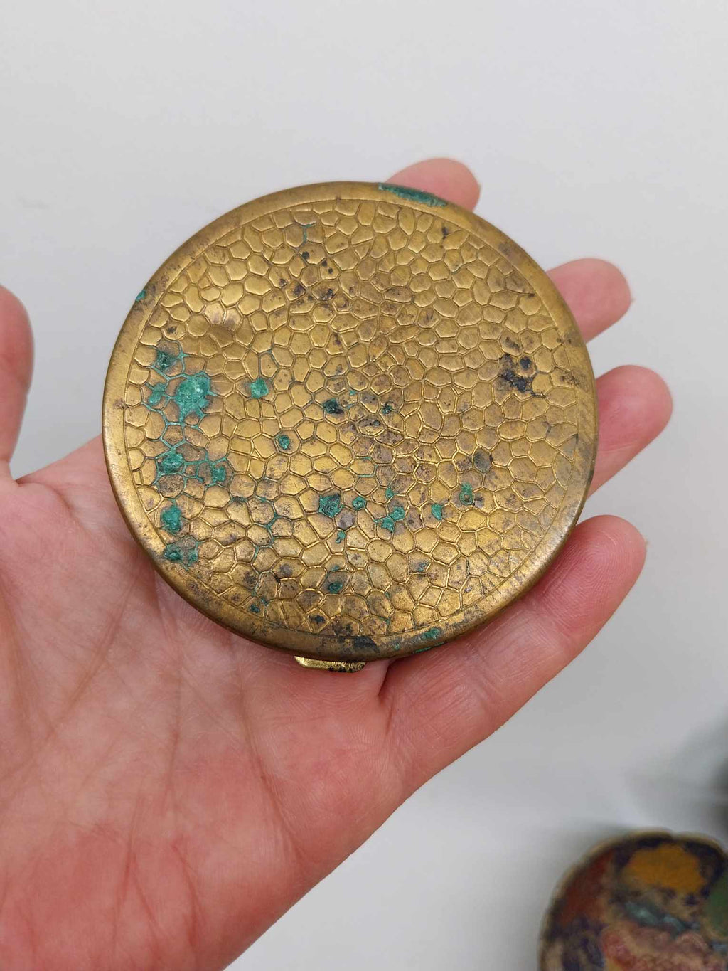 Vintage Brass Powder Compact with Mirror — Noble Patina