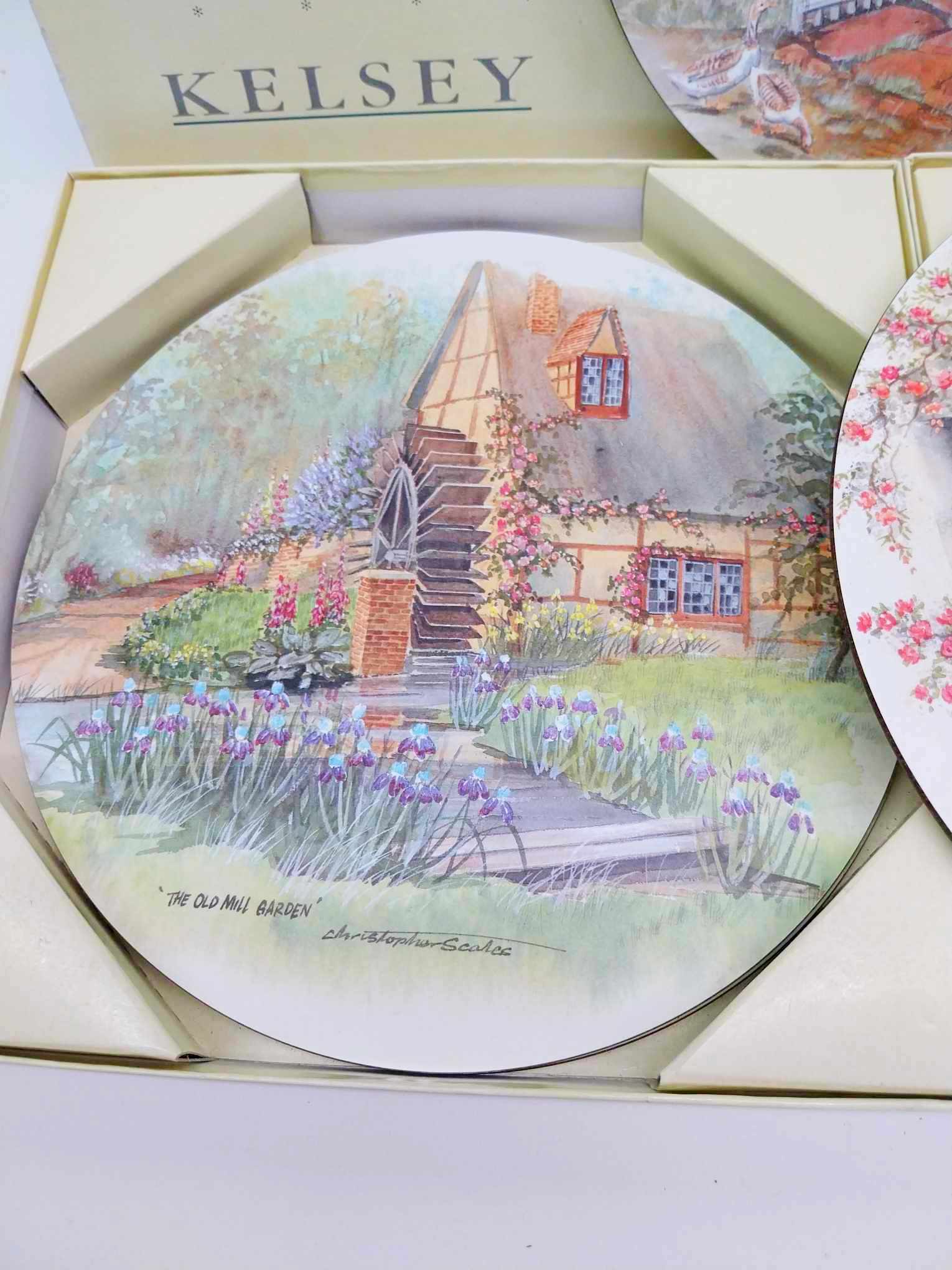 Kelsey Victorian Garden – Set of 12 Melamine Place Mats (6 Large + 6 Small)