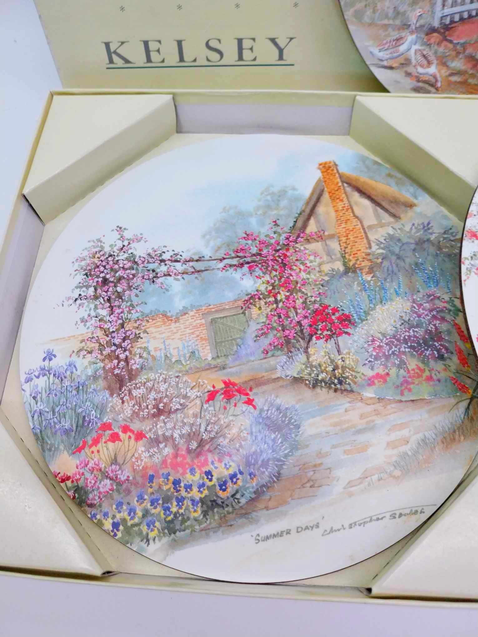 Kelsey Victorian Garden – Set of 12 Melamine Place Mats (6 Large + 6 Small)