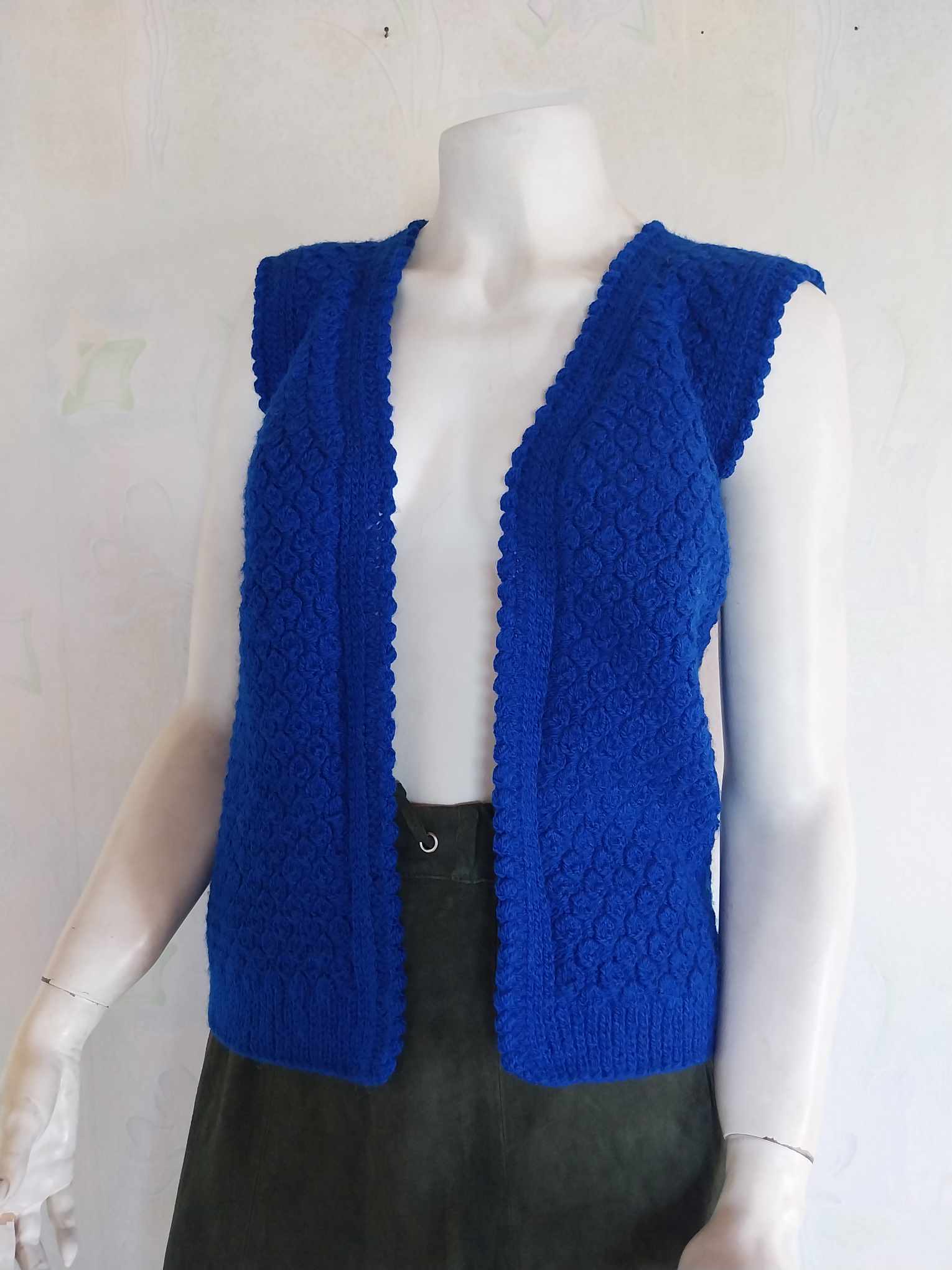 Vintage Hand-Knitted Wool Vest – Cobalt Blue Open Front