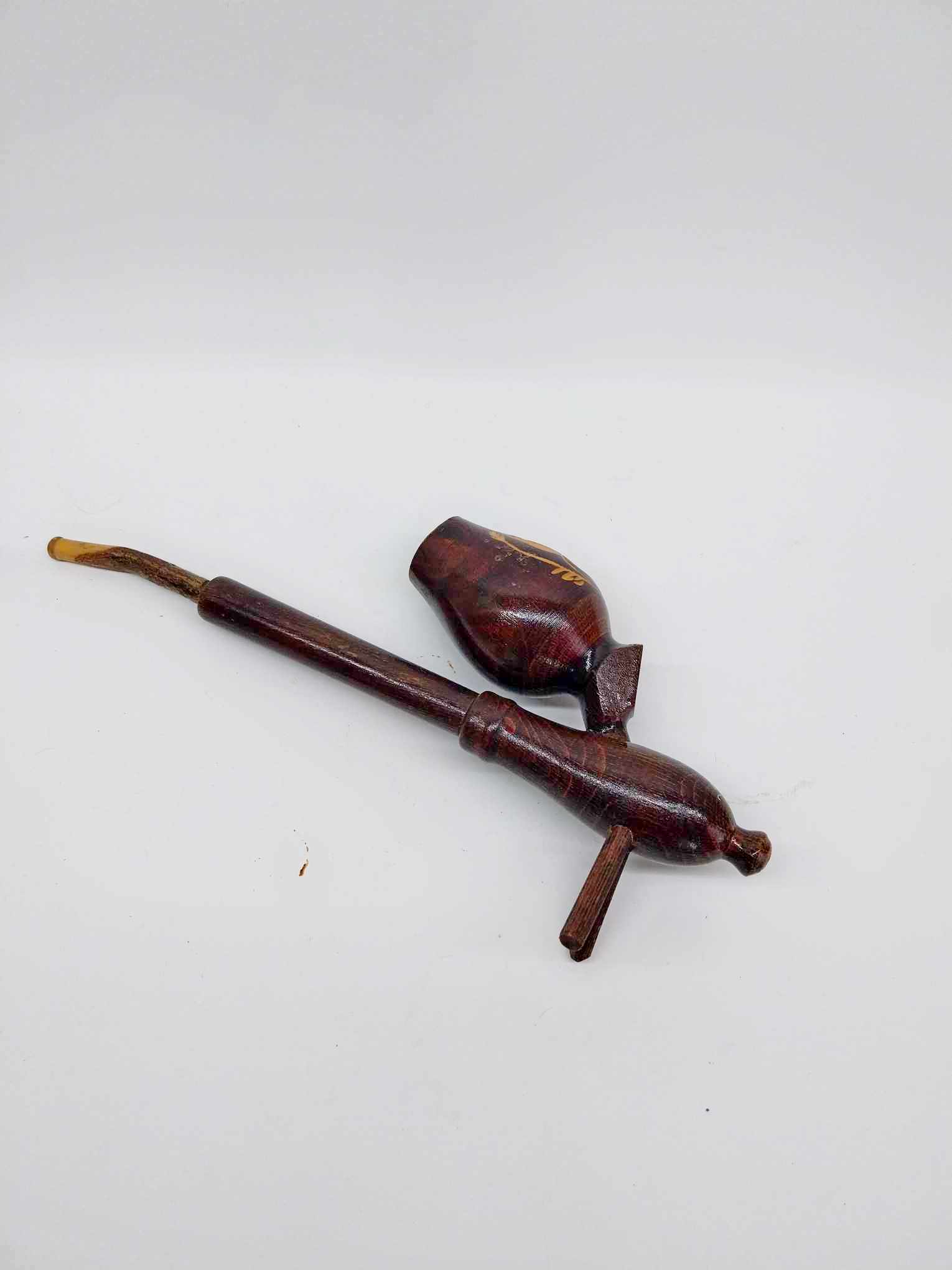 Vintage Carved Wooden Pipe with Stand – Stein am Rhein Souvenir