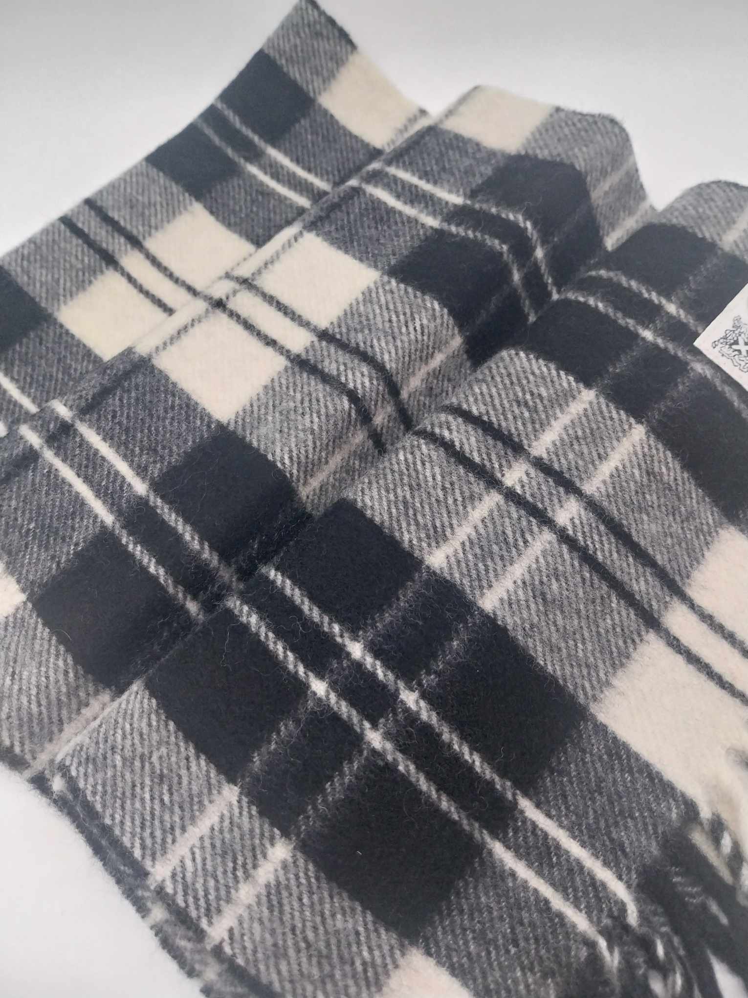 Vintage Glentana Lambswool Scarf – Black & Cream Tartan, Made in Scotland