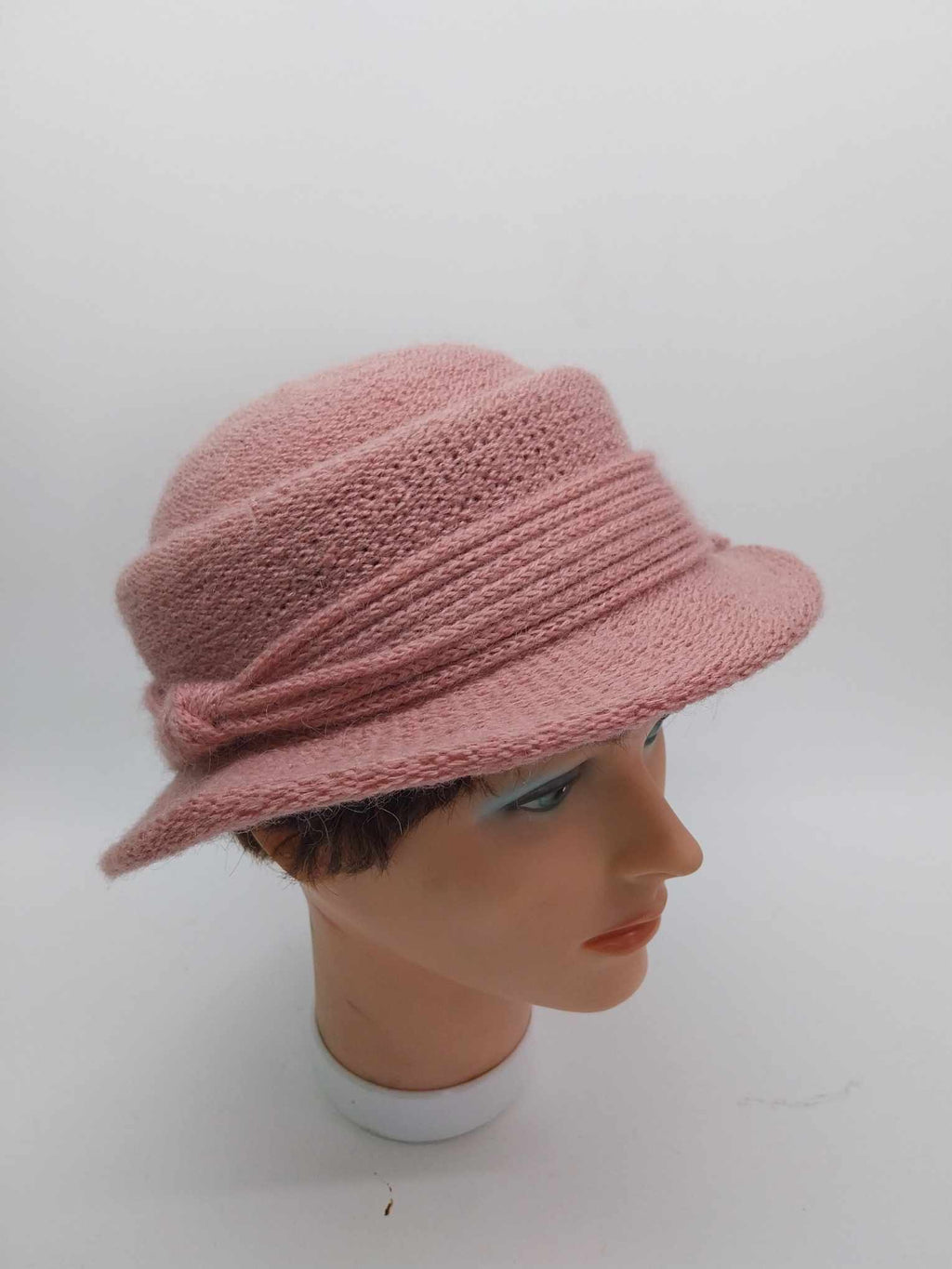 Vintage Blush Pink Knitted Cloche Hat – Women's spring - fall hat