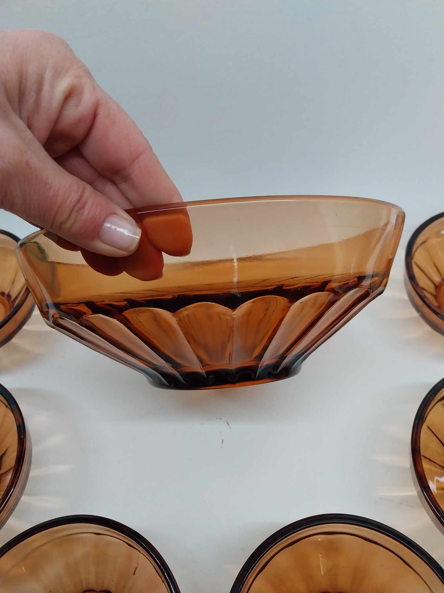 Bulgarian Amber Glass Bowl Set – 1980s Vintage, 7 pcs
