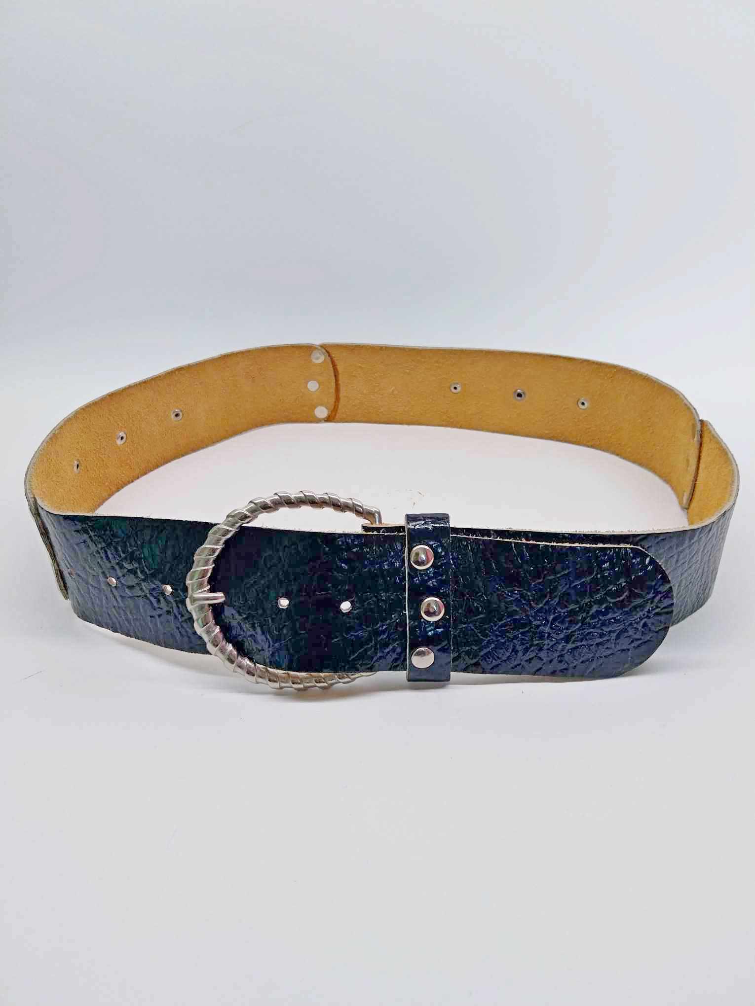 Vintage Black Patent Leather Belt – Twisted Oval Buckle & Silver Studs