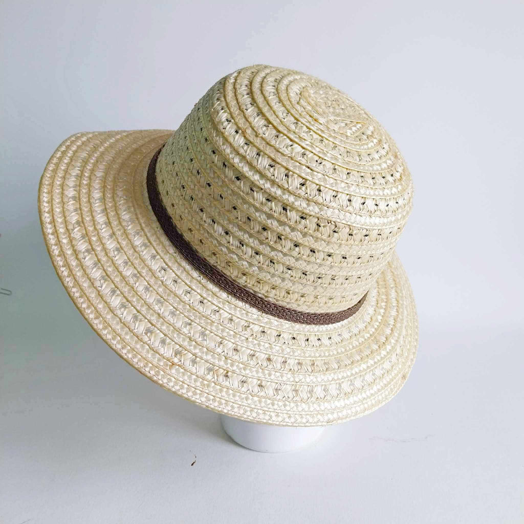 Vintage women's straw hat with flowers