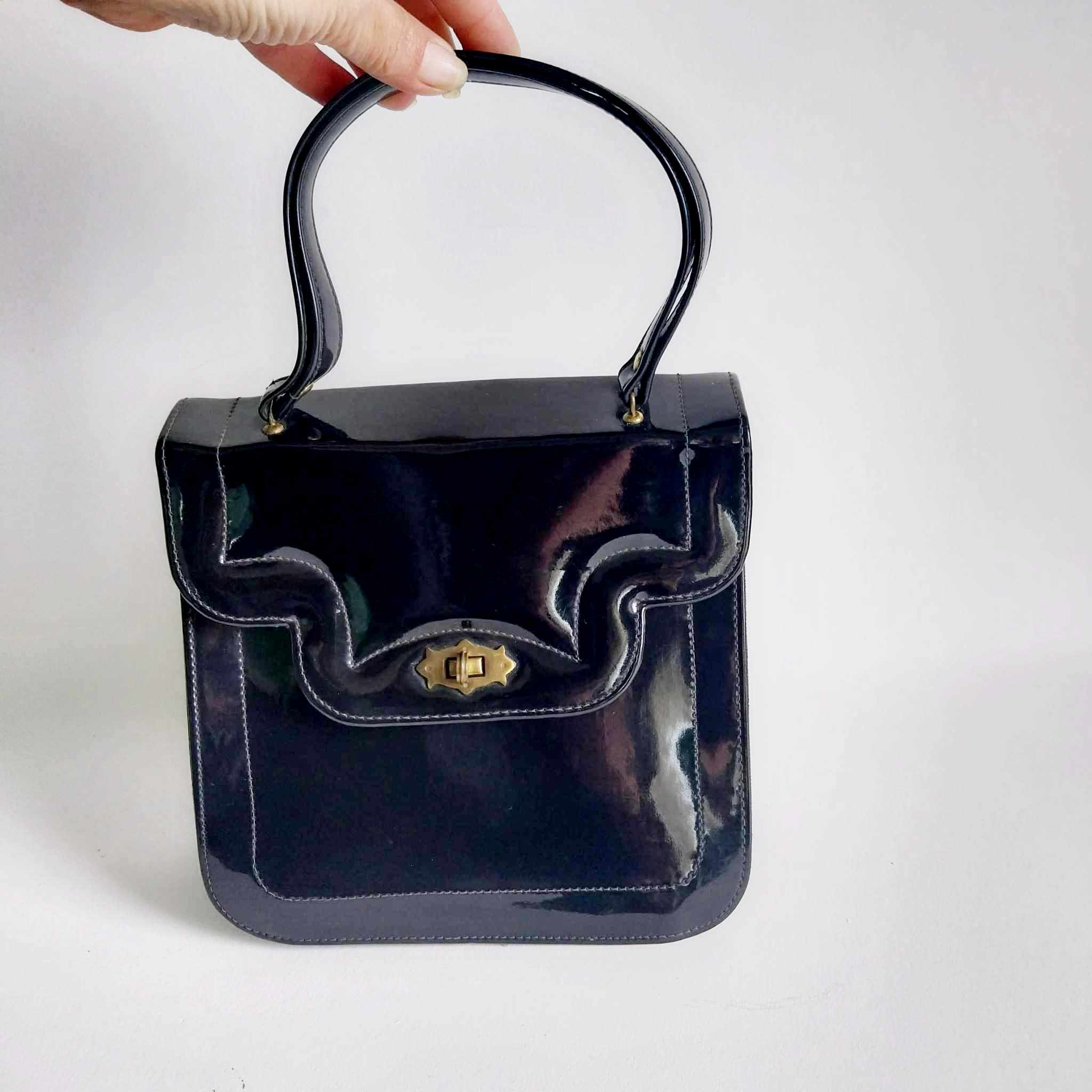 Vintage Black Patent Leather Handbag – Structured Flap Bag with Gold Twist Lock