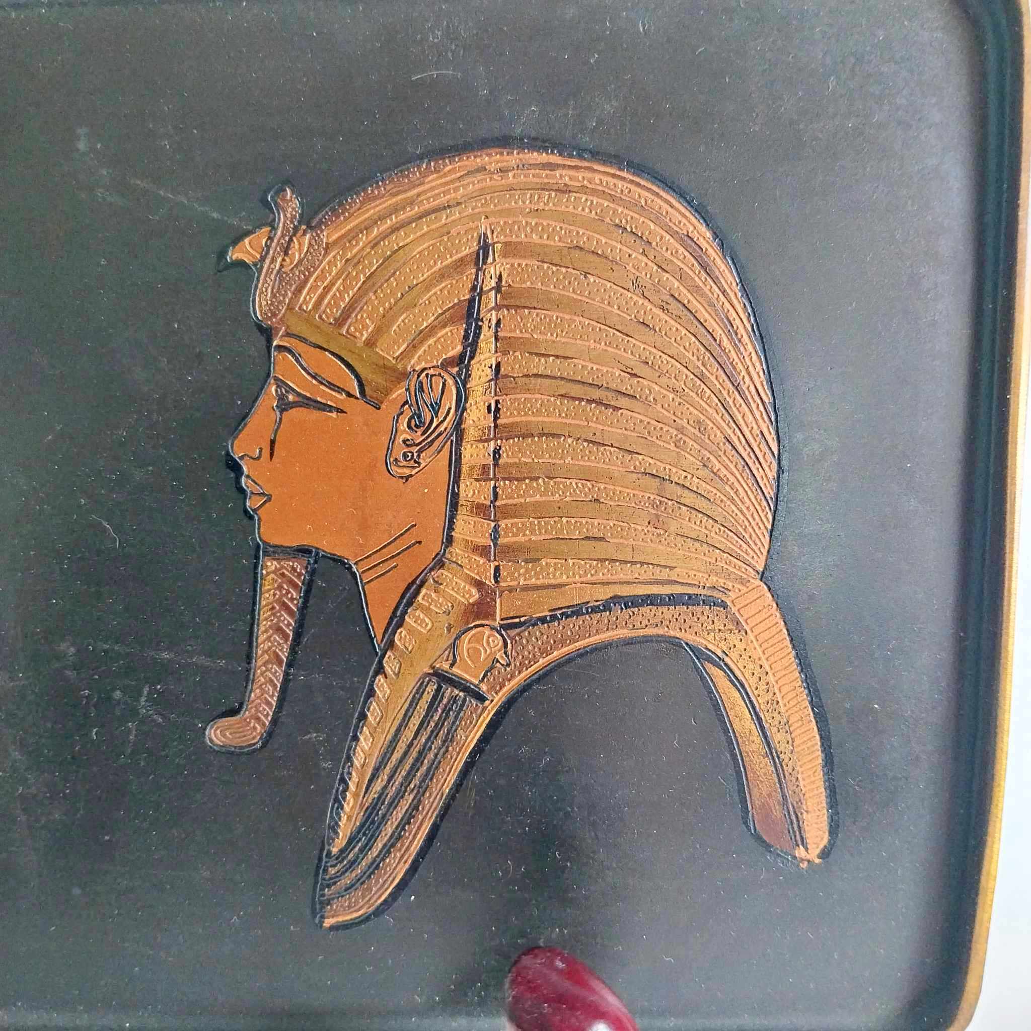 Vintage Egyptian Wall Plaque – Tutankhamun Mask & Pharaoh on the Nile, Black & Gold