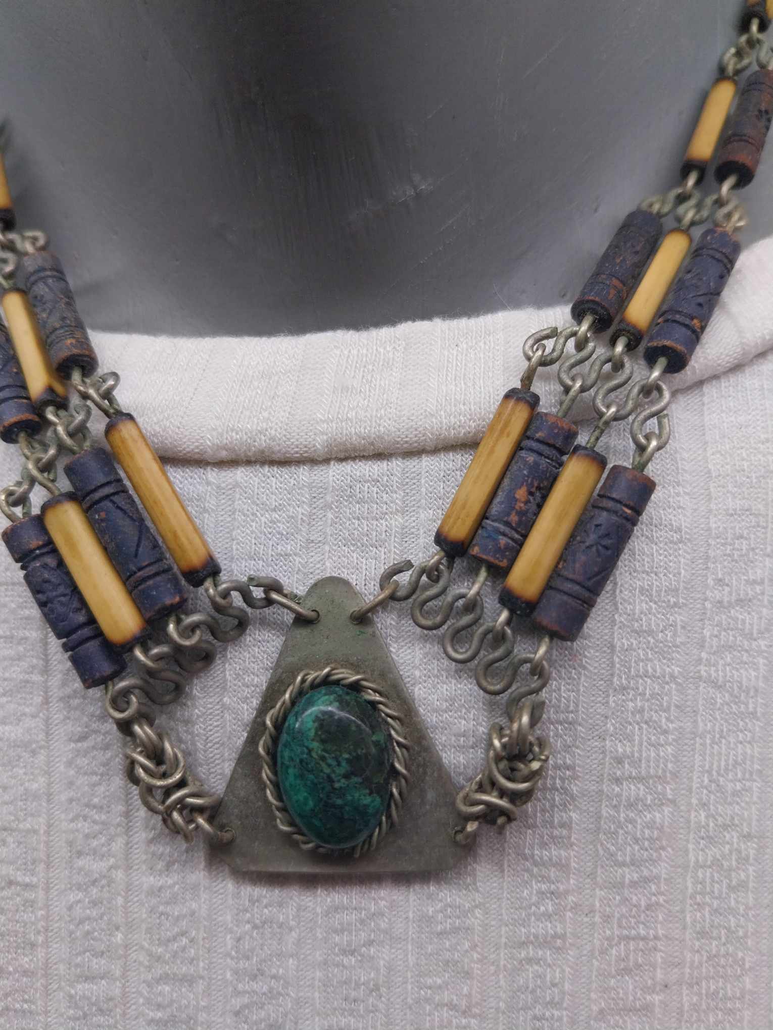 Unique antique necklace with green malachite