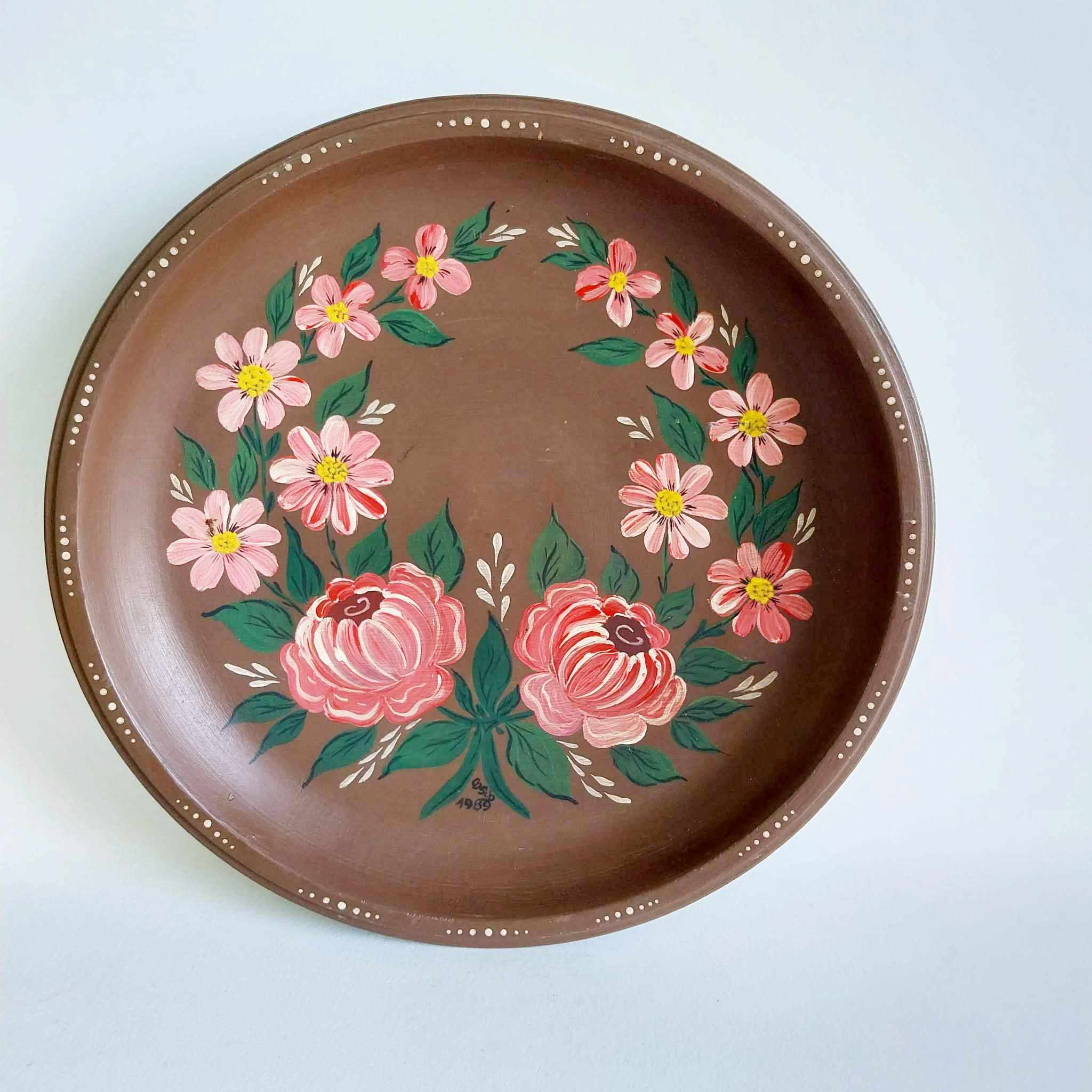 Vintage Hand-painted Wooden Decorative Plate — Floral Folk Art, 1989