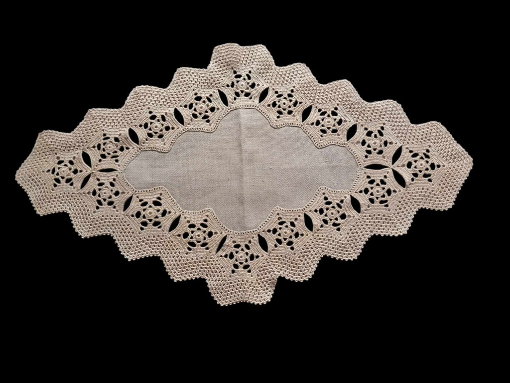 Vintage Hand-Crocheted Linen Doily – Diamond-shaped Table Doily with Wide Ecru Lace Border