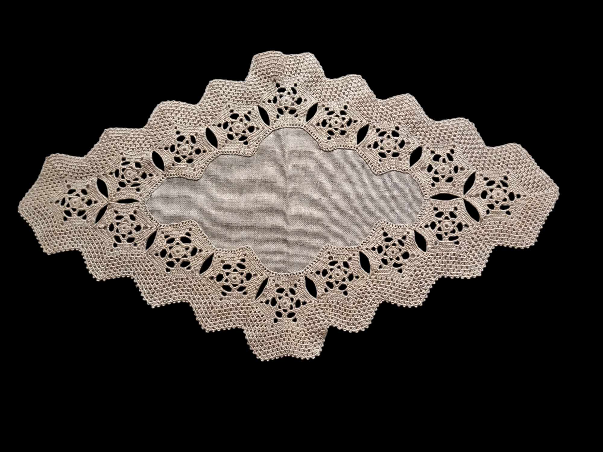 Vintage Hand-Crocheted Linen Doily – Diamond-shaped Table Doily with Wide Ecru Lace Border