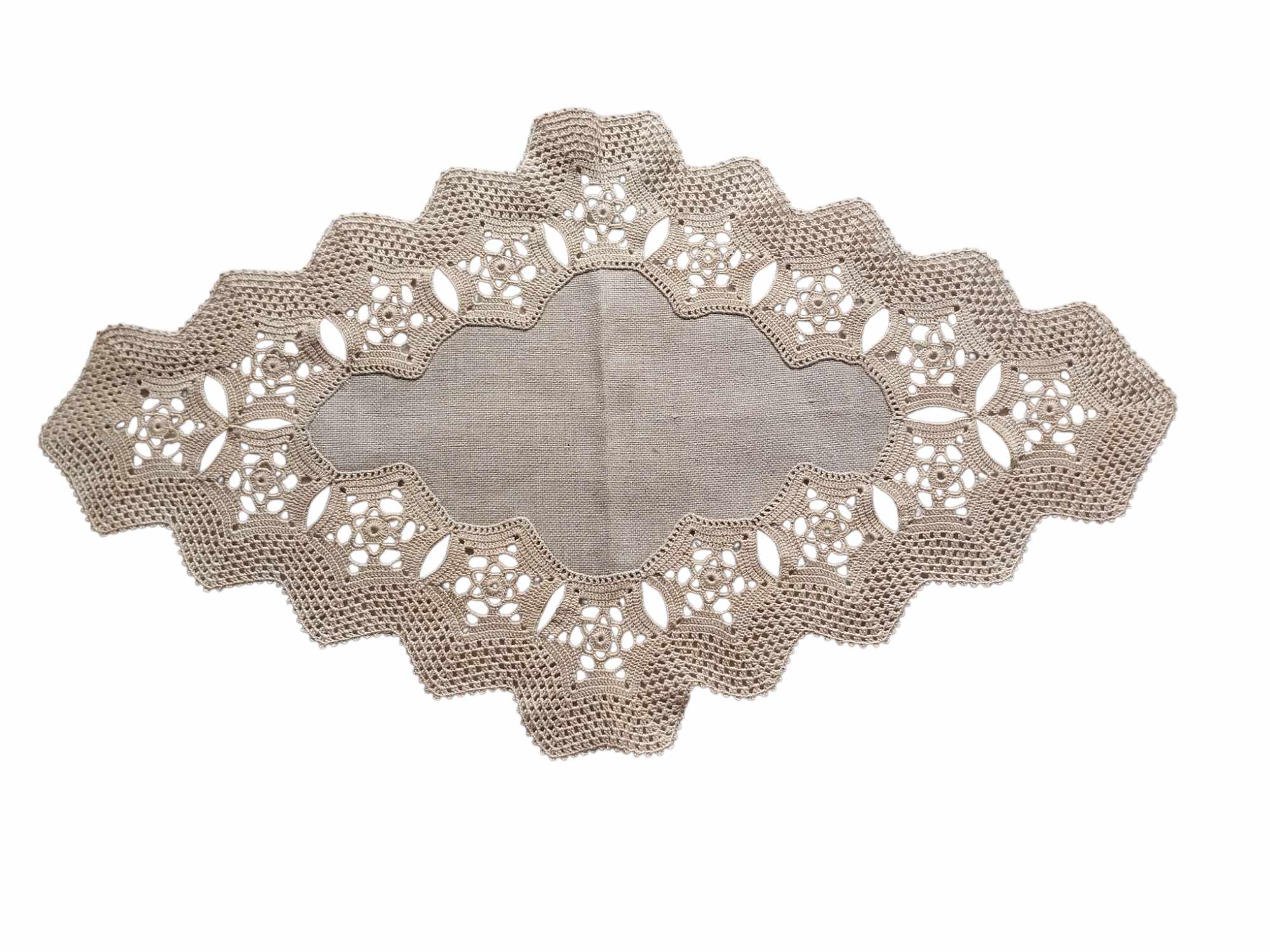 Vintage Hand-Crocheted Linen Doily – Diamond-shaped Table Doily with Wide Ecru Lace Border