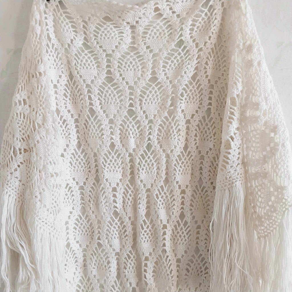 Vintage 1970s Handmade Crochet Shawl — White with long Fringe