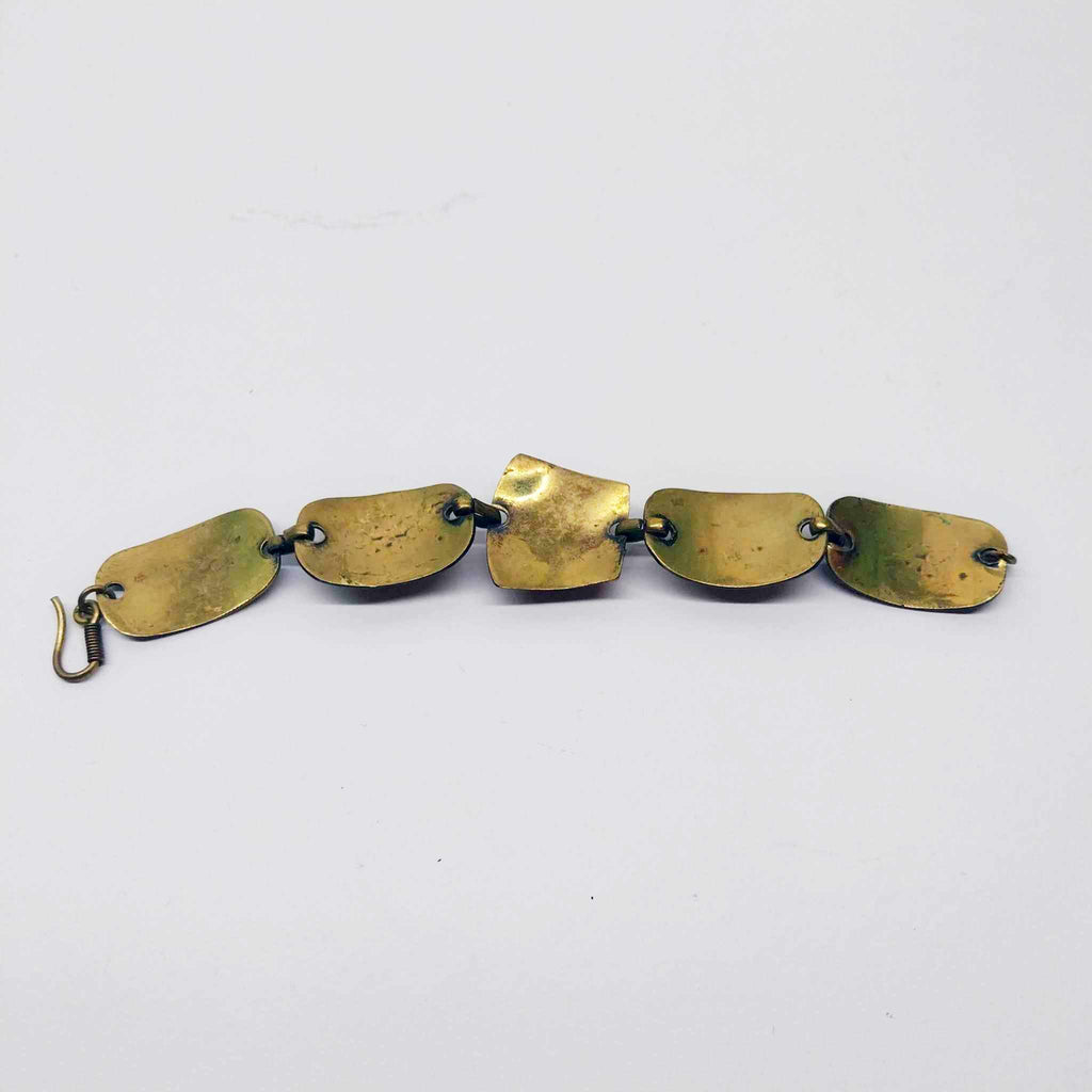 Vintage Brass Link Bracelet – Oriental Engraving & Black Cabochon Stones