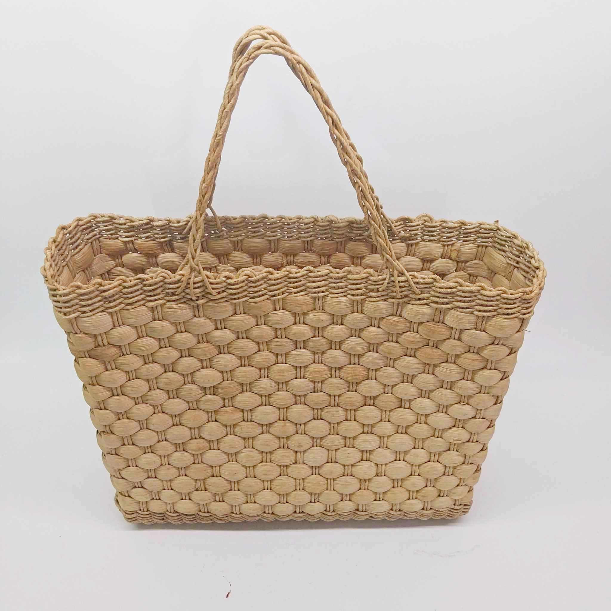 Vintage woven corn leaf bag, Handmade basket made of dried corn leaves