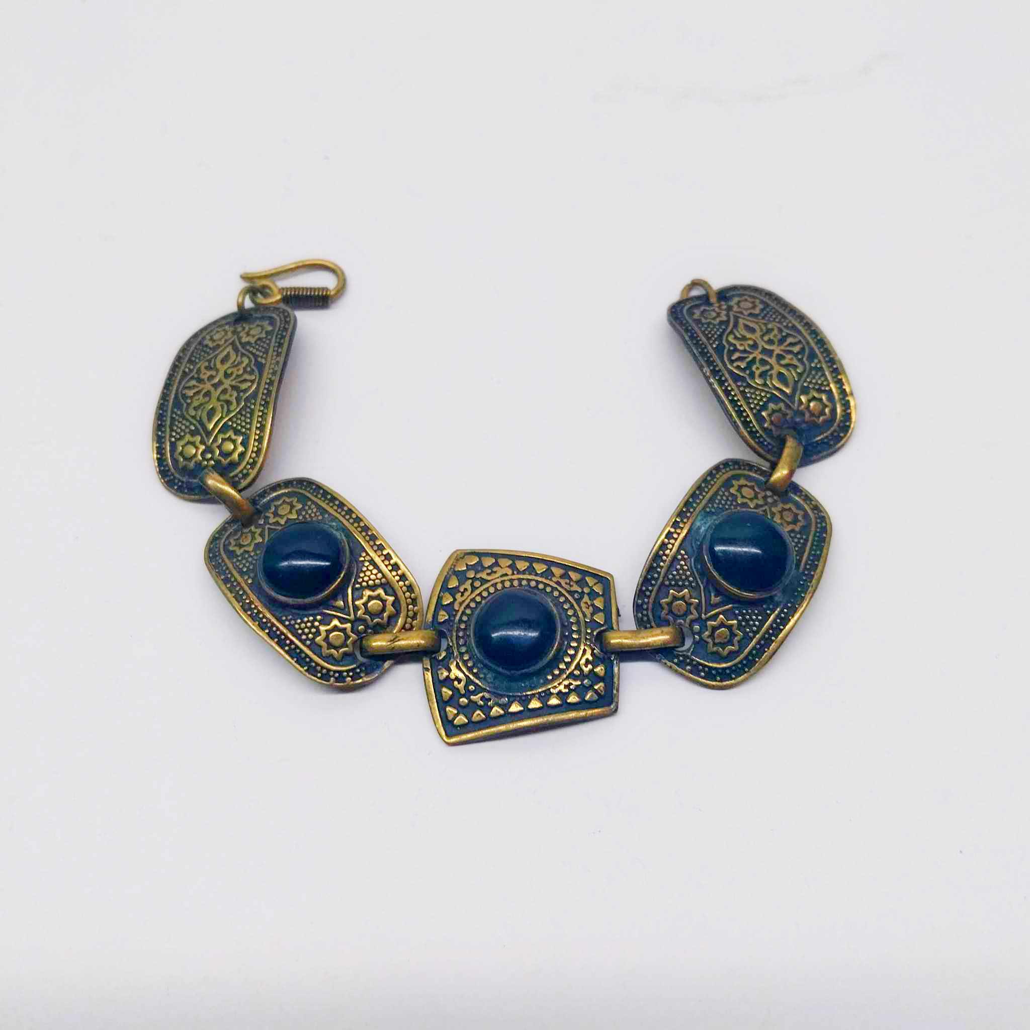 Vintage Brass Link Bracelet – Oriental Engraving & Black Cabochon Stones
