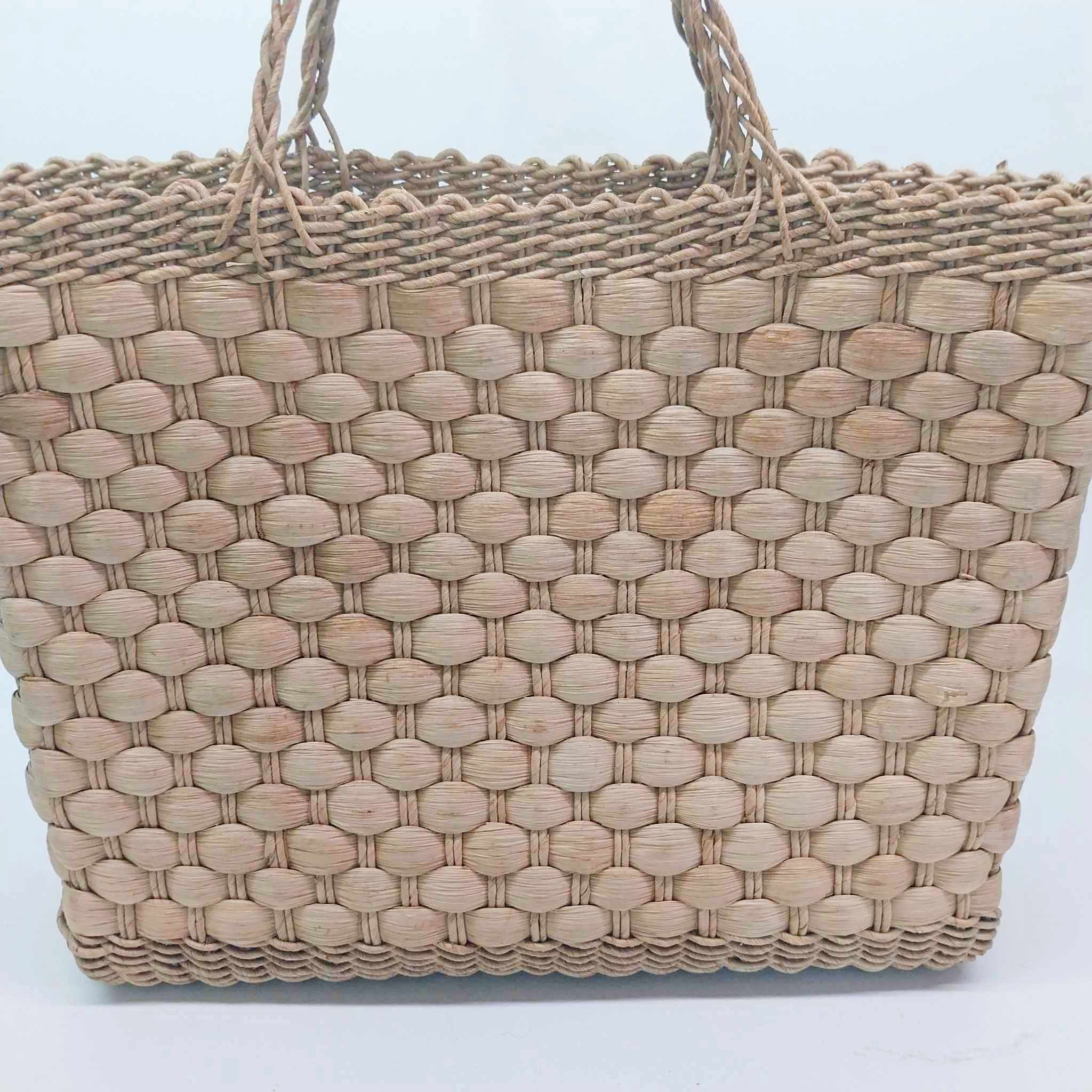 Vintage woven corn leaf bag, Handmade basket made of dried corn leaves