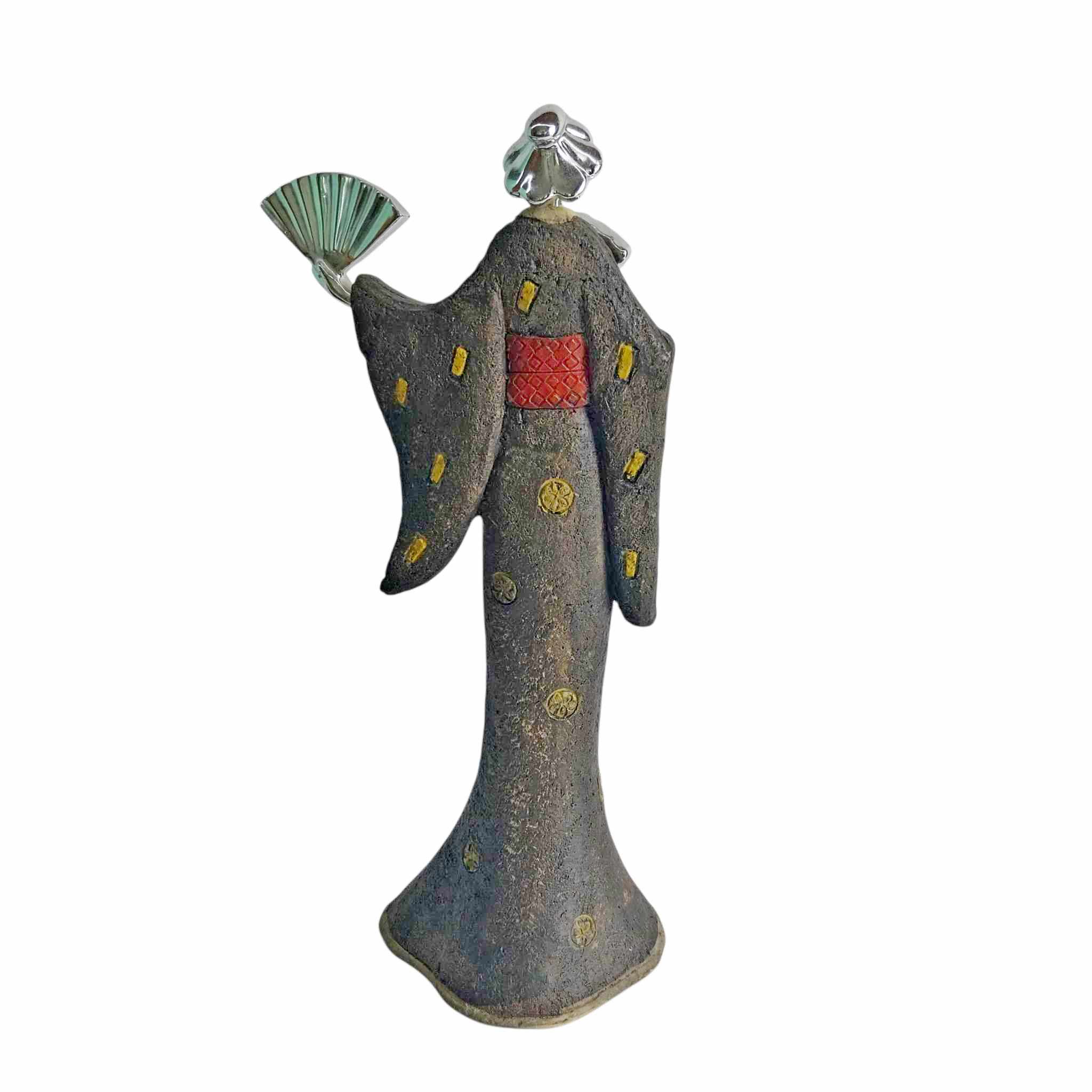 Vintage sculpture of a Japanese woman, resin Geisha figure