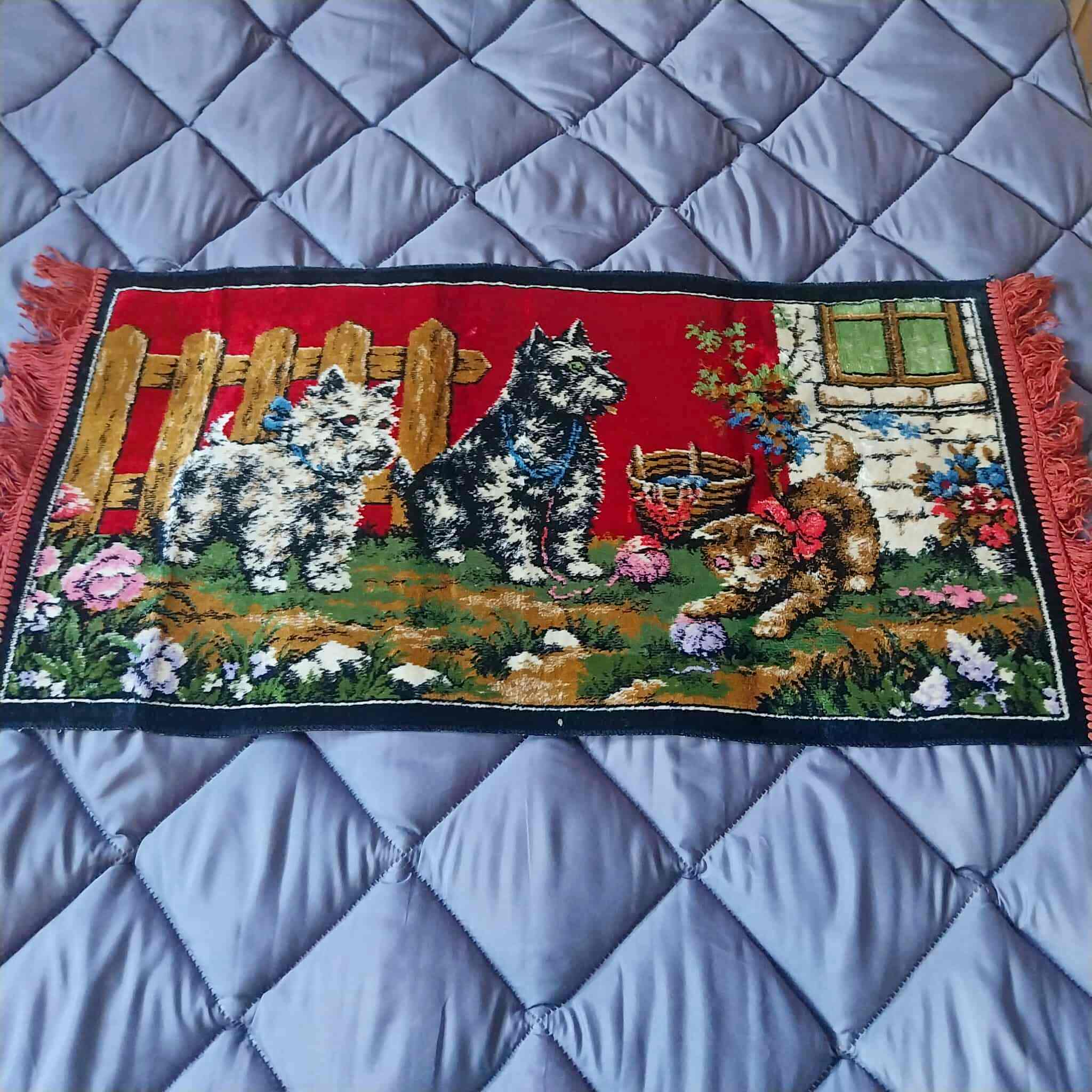 Vintage plush wall rug with puppies and kitten, 70s