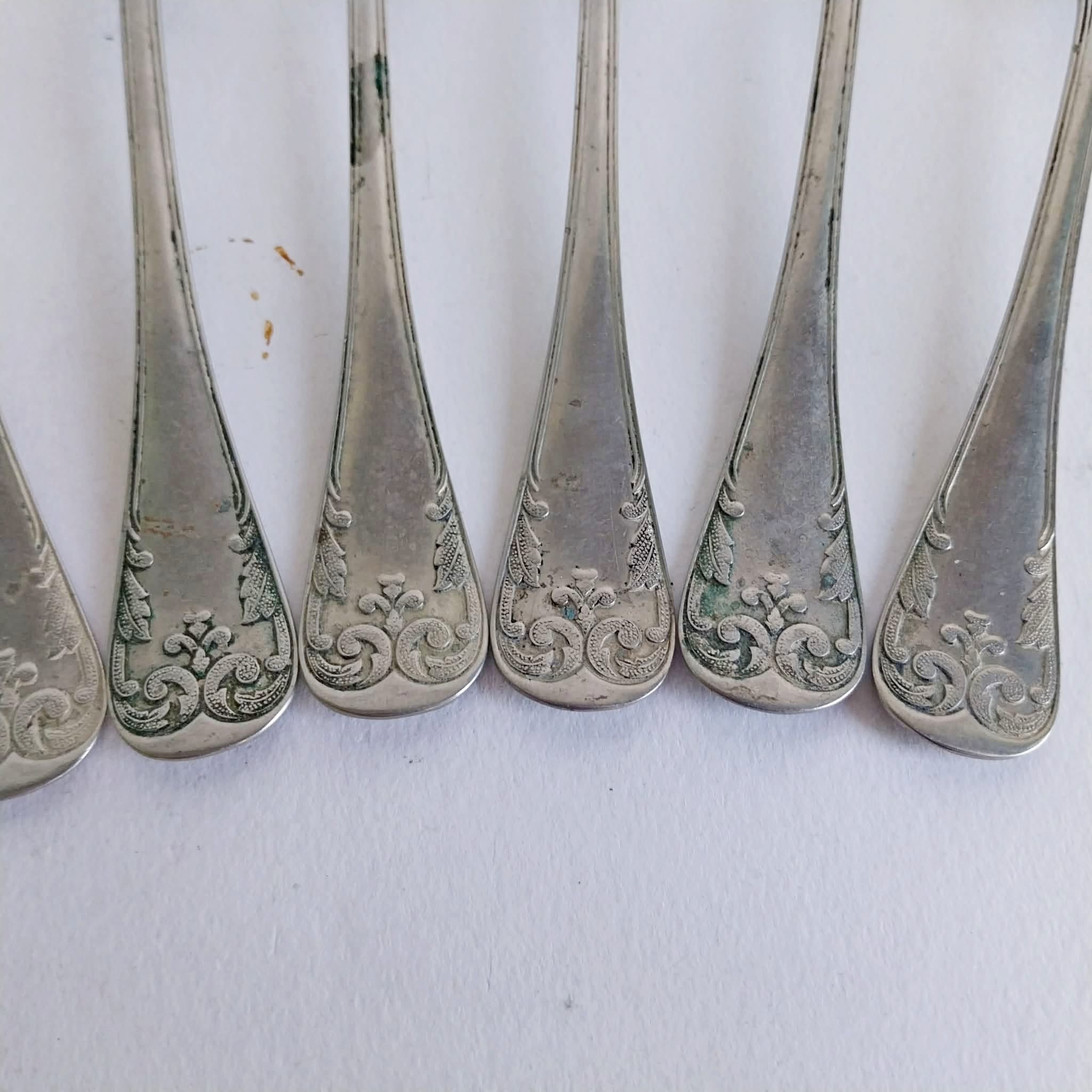 Vintage ALPACCA Silver-Plated Dinner Forks – Set of 8 with Floral Engraving