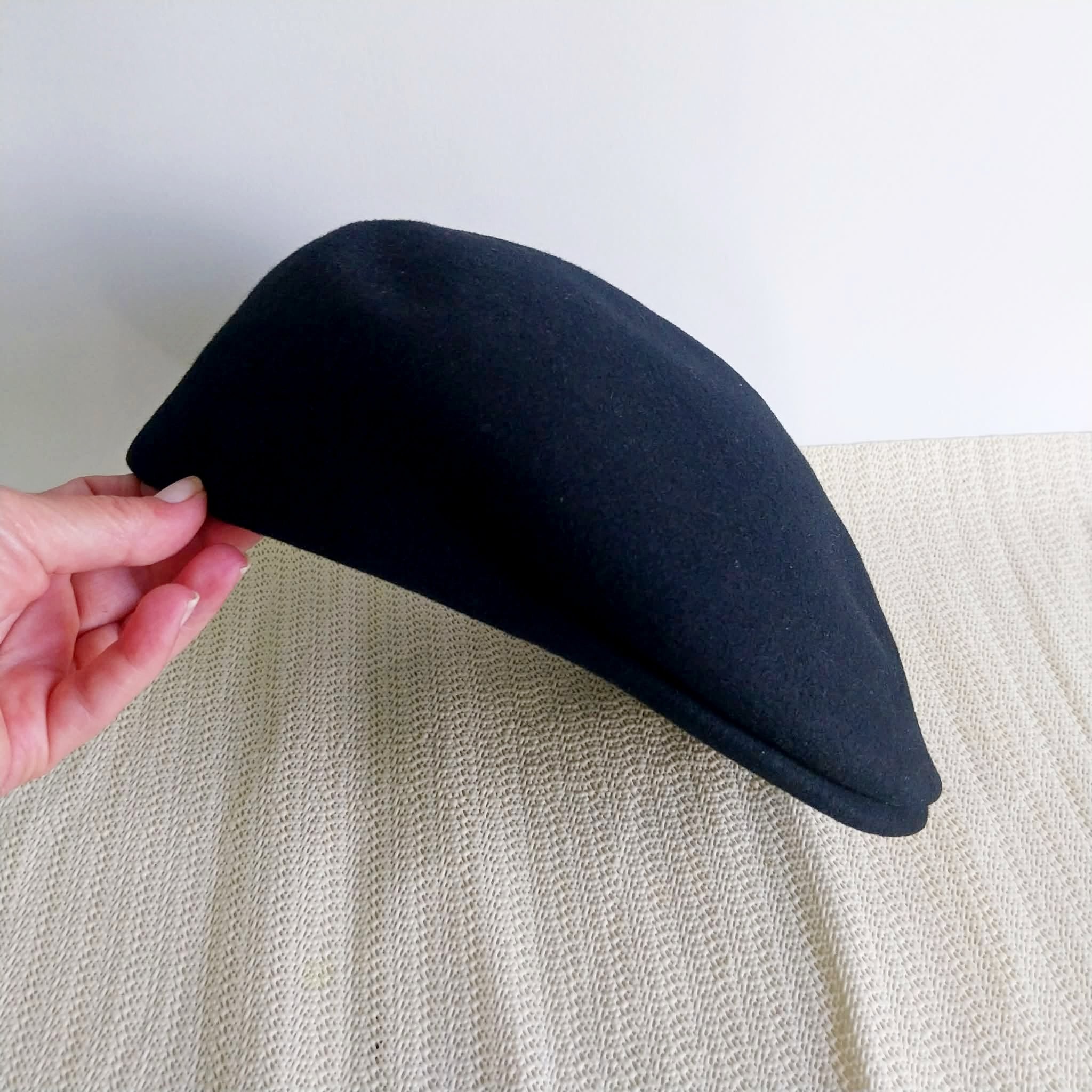 Vintage Italian Wool Flat Cap — Black, Size L