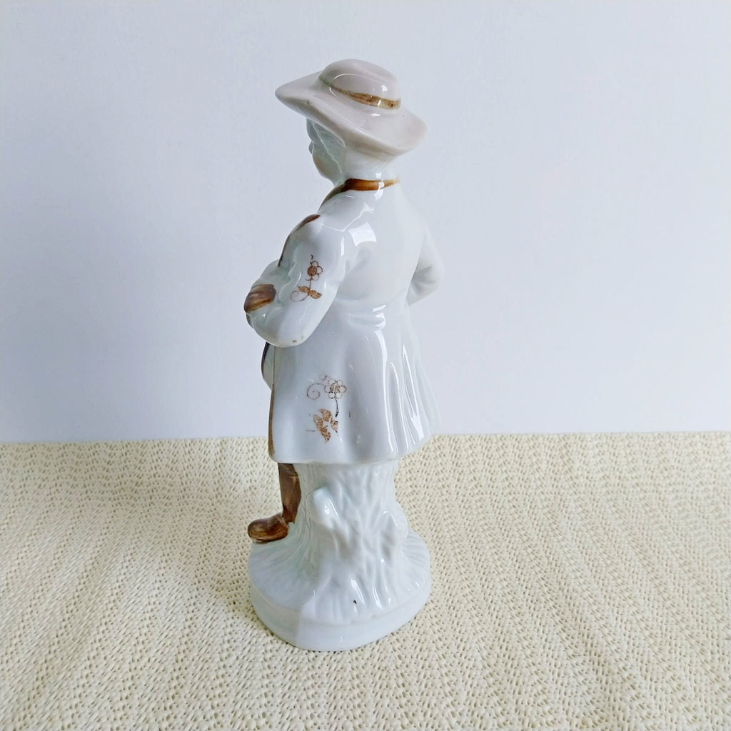 Vintage Porcelain Figurine — 18th Century Gentleman