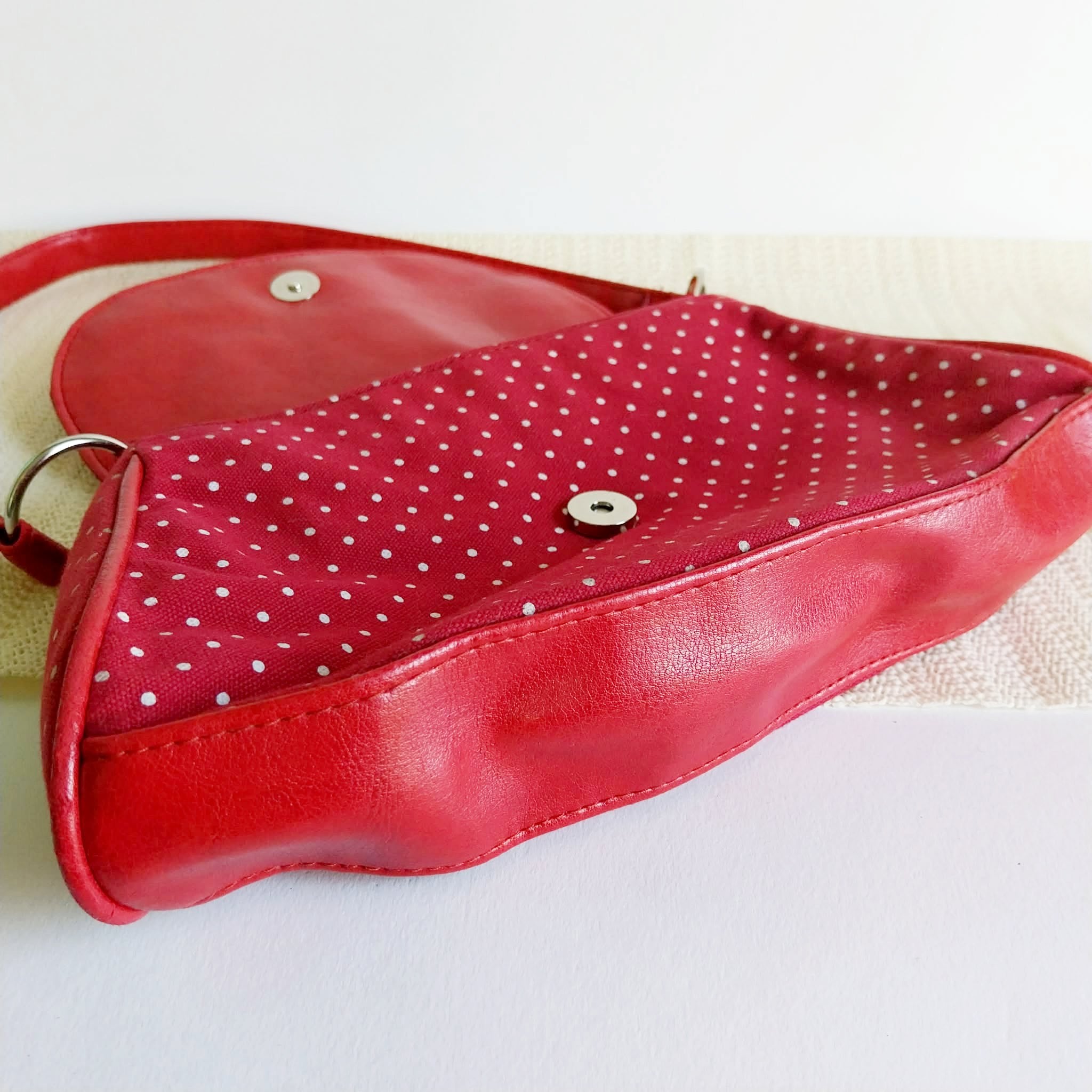 Vintage Red Polka Dot Shoulder Bag – Retro Handbag