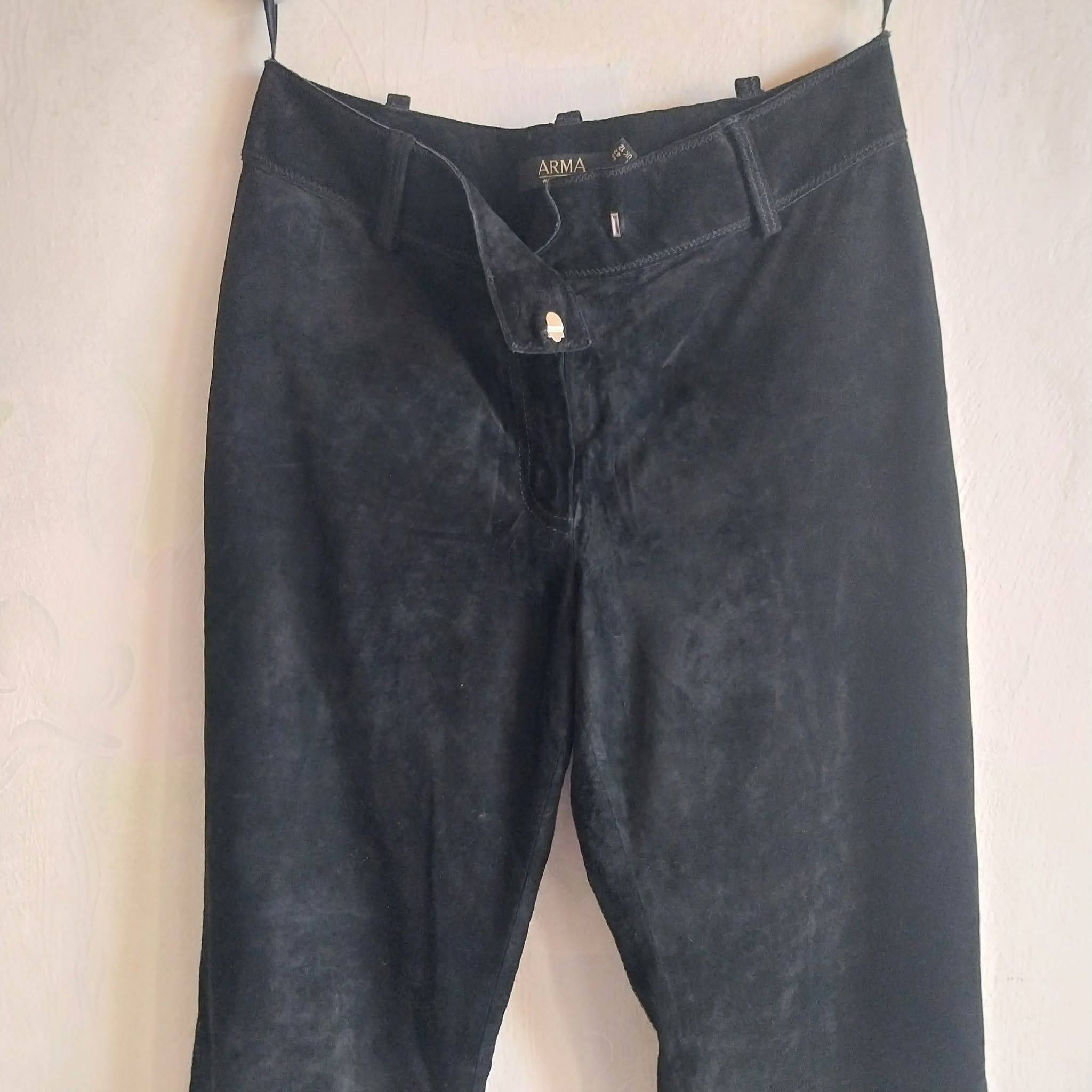 ARMA Women's Black Suede Leather Trousers – Size L