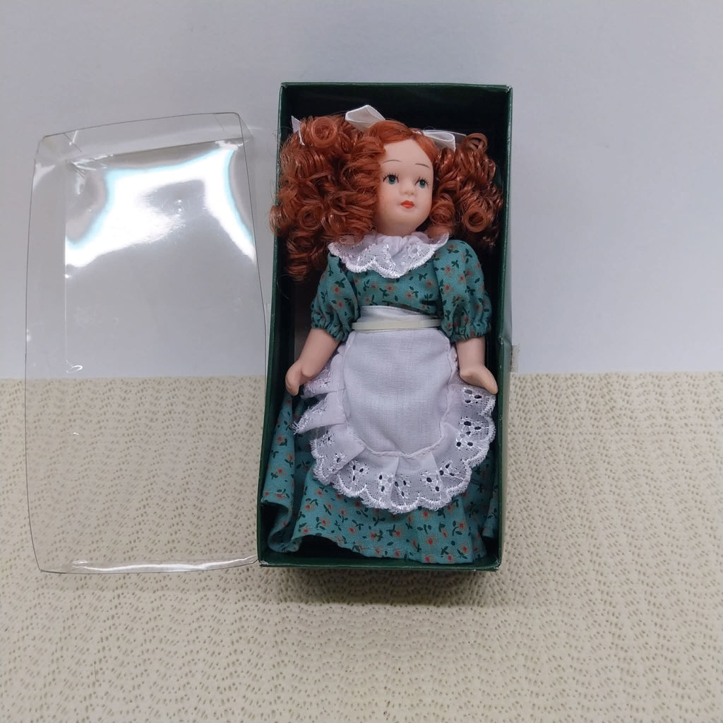 Vintage Italian Ceramic Doll, 15 cm – Collectible Small Figurine