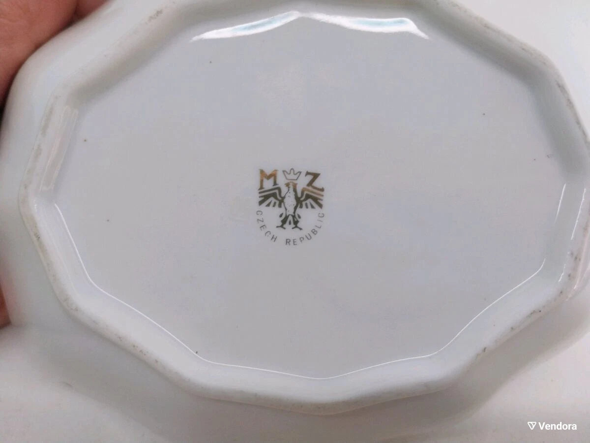 Beautiful vintage porcelain bowl from the Czech Republic, Exquisite small bowl for collectors