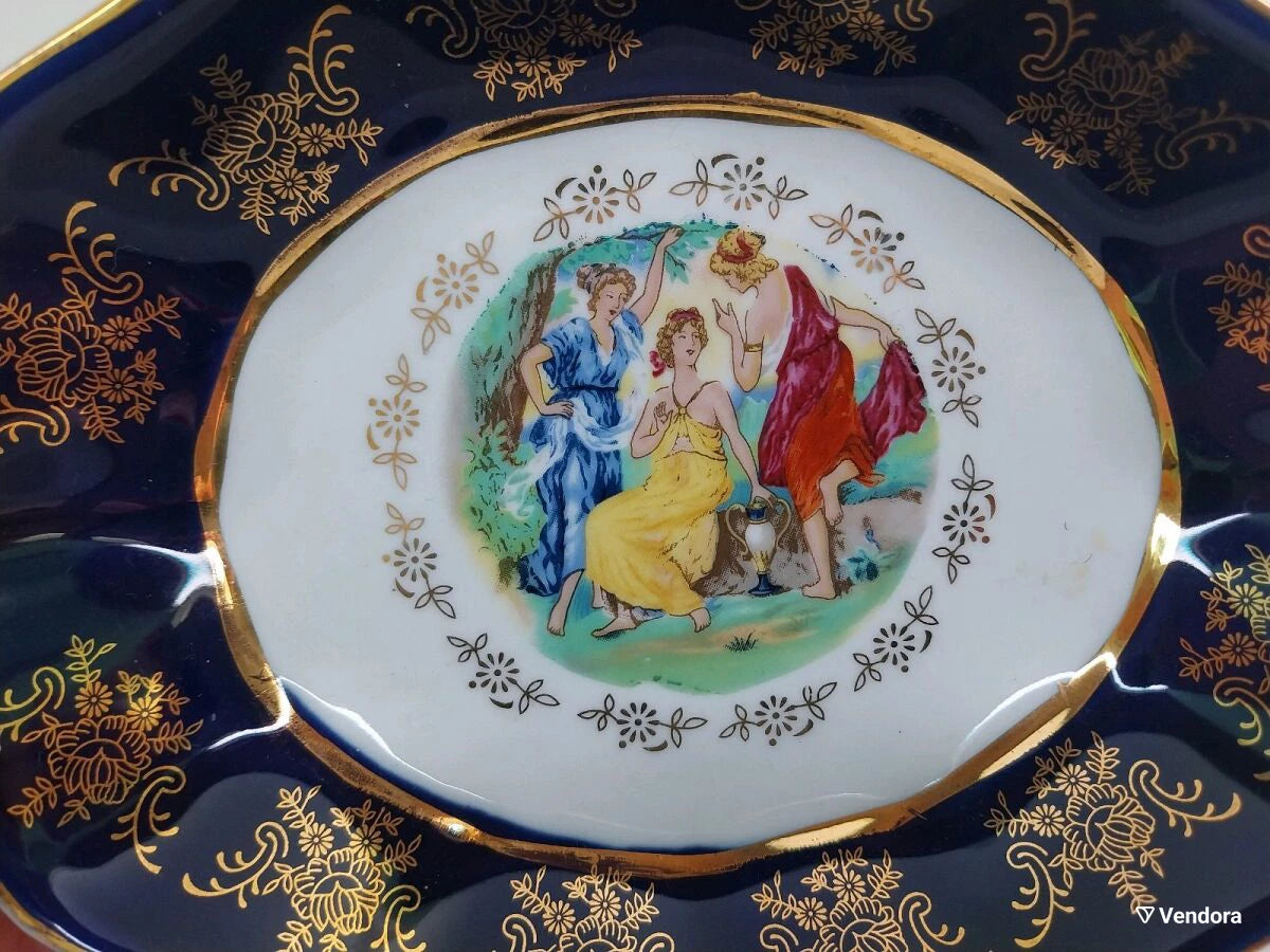 Beautiful vintage porcelain bowl from the Czech Republic, Exquisite small bowl for collectors