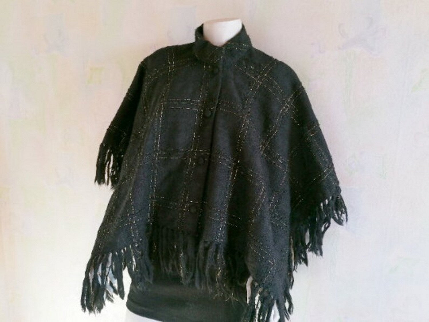 Arolan Kutomo Vintage Finnish Wool Poncho — Black with Gold Thread