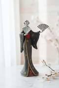 Vintage sculpture of a Japanese woman, resin Geisha figure